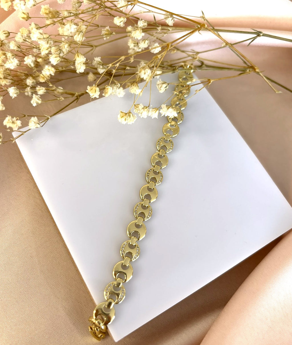 ✨ Sûda – Sade Gold Bileklik