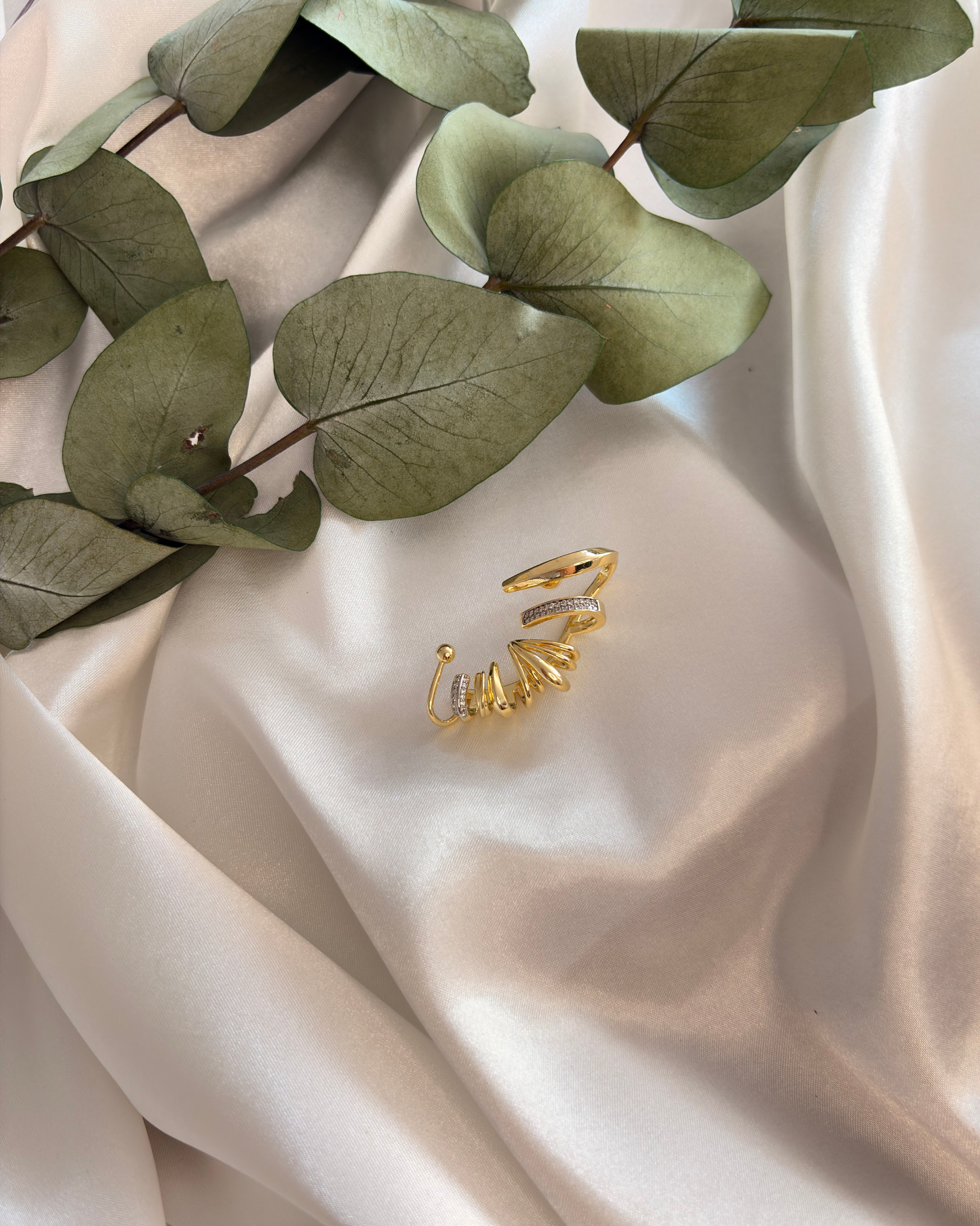 Lira Cuff – Gold Kıkırdak Küpe
